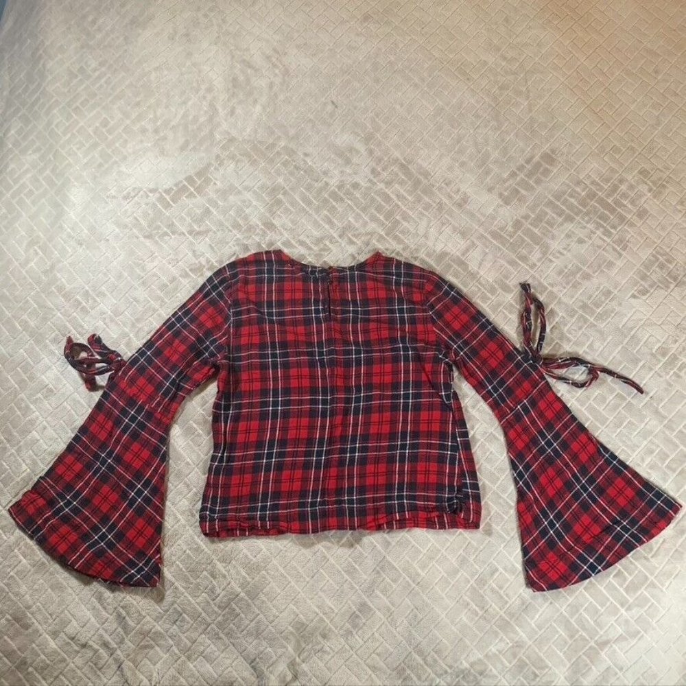 Womens Medium Plaid Flannel Shirt Long Flare Sleeve Floral Embroidered Christmas - Picture 11 of 12